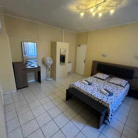 住宿加早餐酒店 Cher Jacob 3*