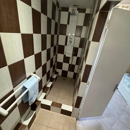 Cher Jacob 住宿加早餐酒店 阿格德