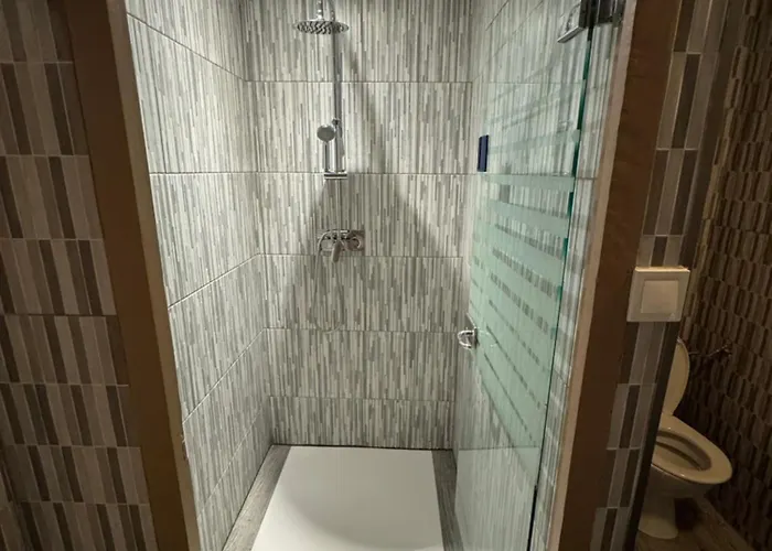 Cher Jacob B&B 아그